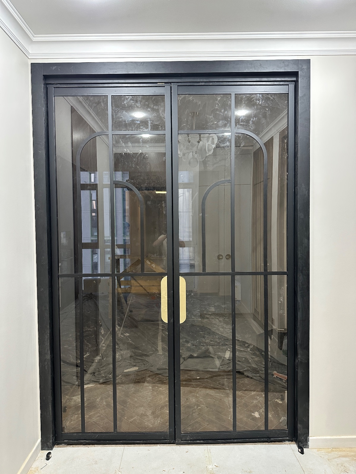 Работа 2: LoftGlass