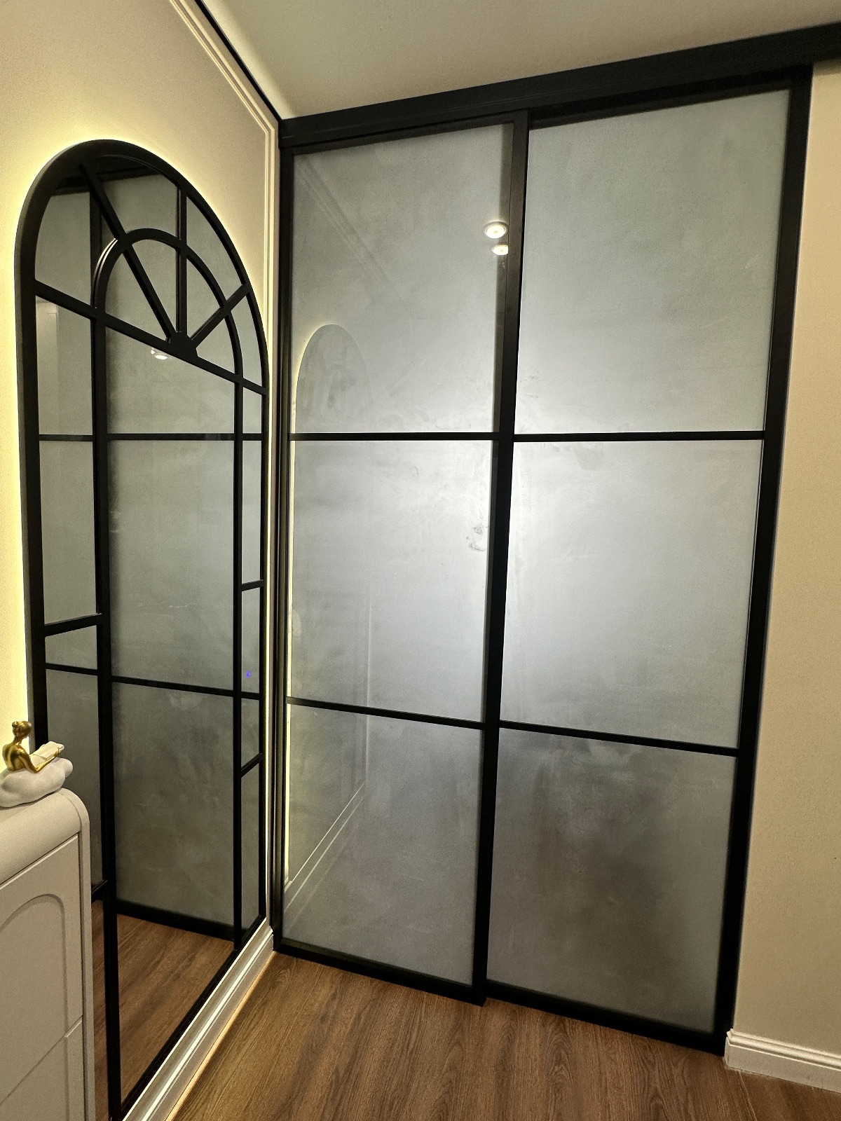 Работа 3: LoftGlass